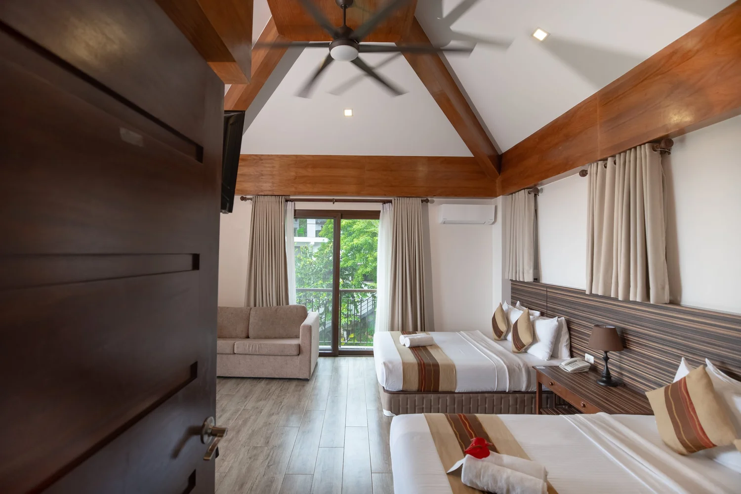 Mist Mountain Resort deluxe room with balcony overlooking mountain views